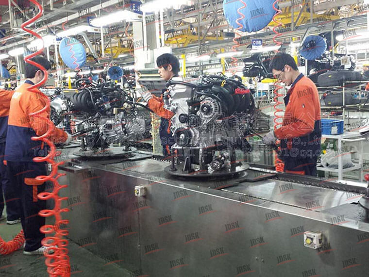 發(fā)動(dòng)機(jī)裝配線